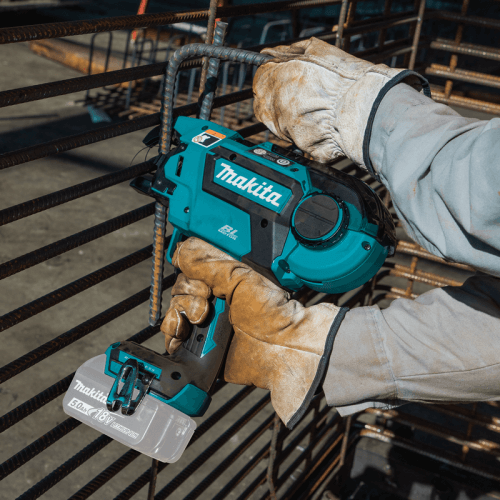 Agrafadora de arame automática compatível com baterias de 18V y 14.4V LXT.